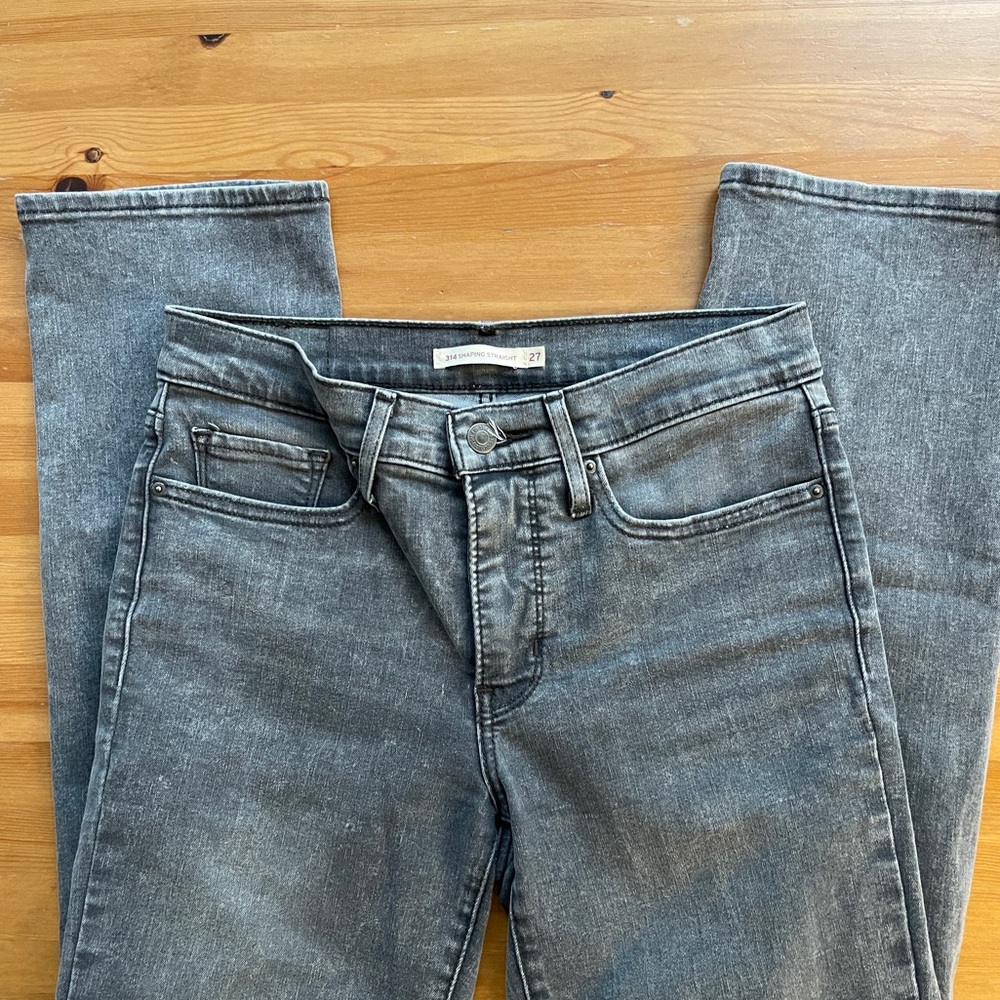 Levi's Women's 314 shaping straight Jeans